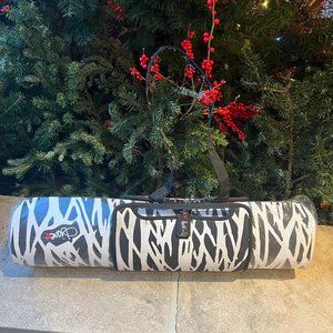 NWT Diane Von Furstenberg x Neiman Marcus for Target Yoga Mat w Carrying Sleeve